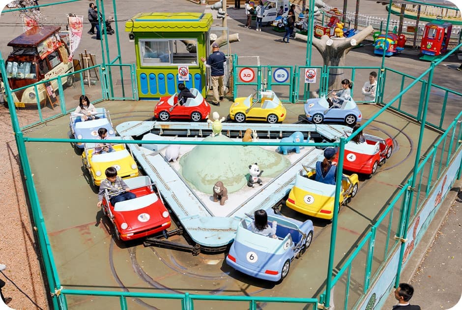 くるくるサーキットのりもの画像
